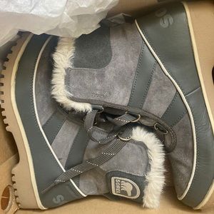 SOREL Women Boots Tivoli II Waterproof Quarry lace up ankle